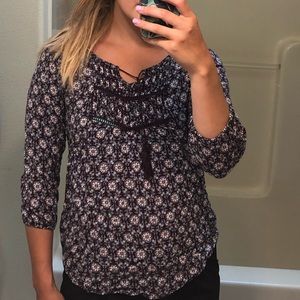 Mossimo purple-ish/maroon-ish floral blouse